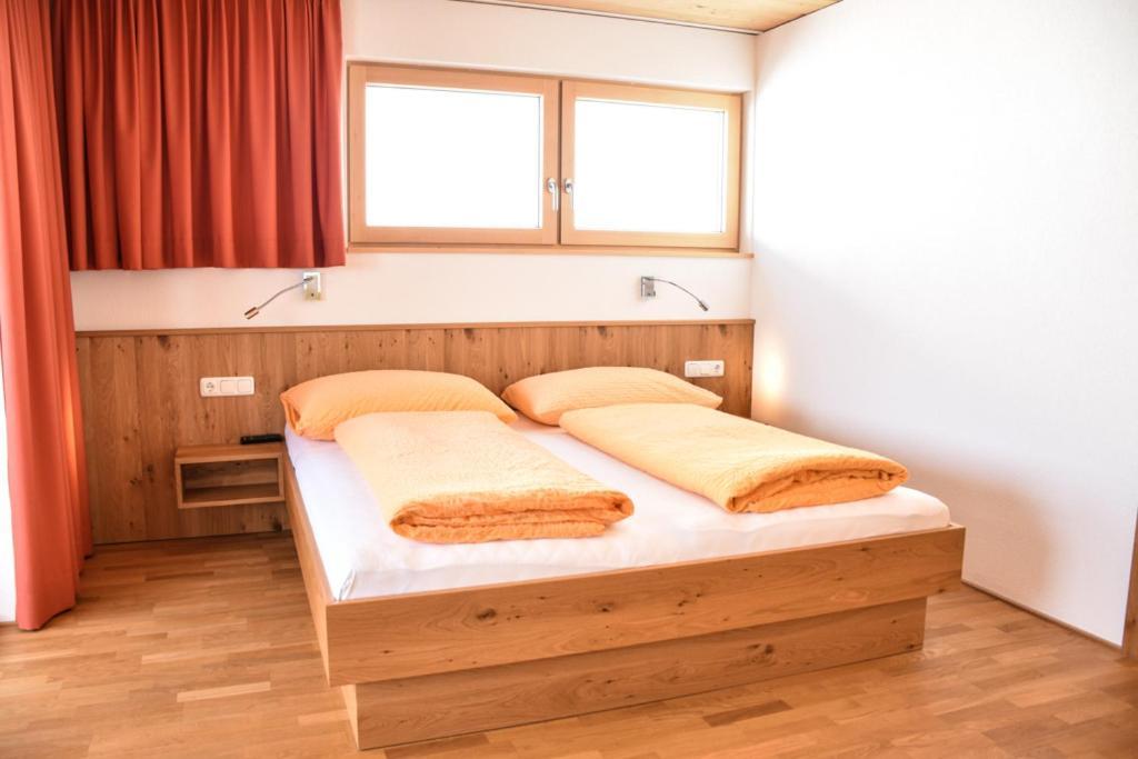 Haus Alpenblick Apartman Schröcken Kültér fotó