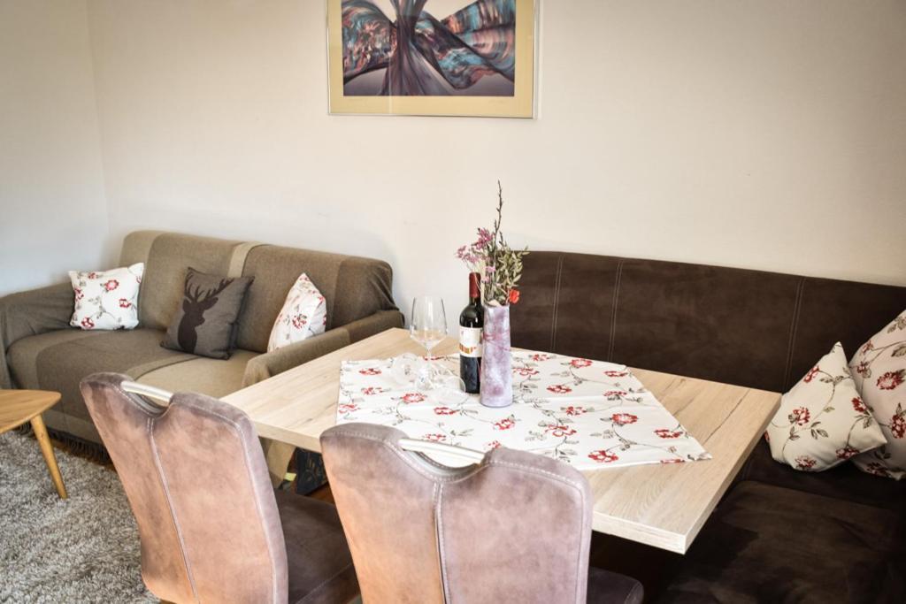 Haus Alpenblick Apartman Schröcken Kültér fotó