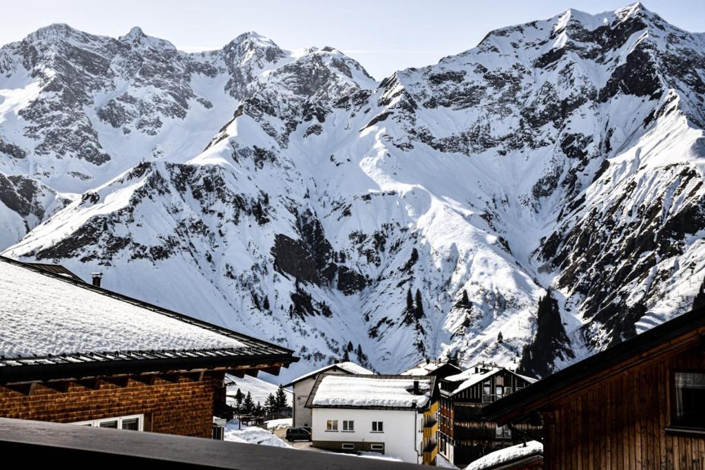 Haus Alpenblick Apartman Schröcken Kültér fotó